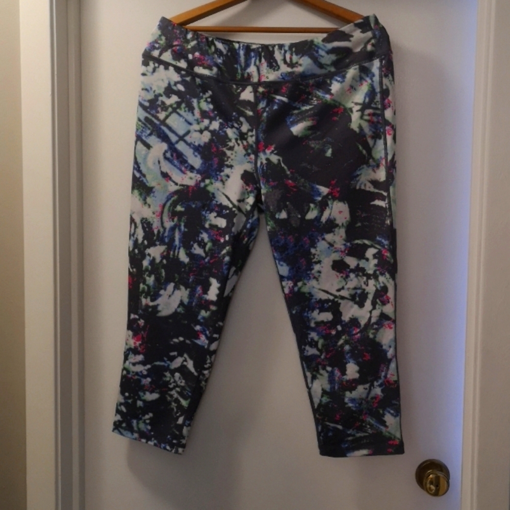 Vogo Athletica Capri Leggings Yoga